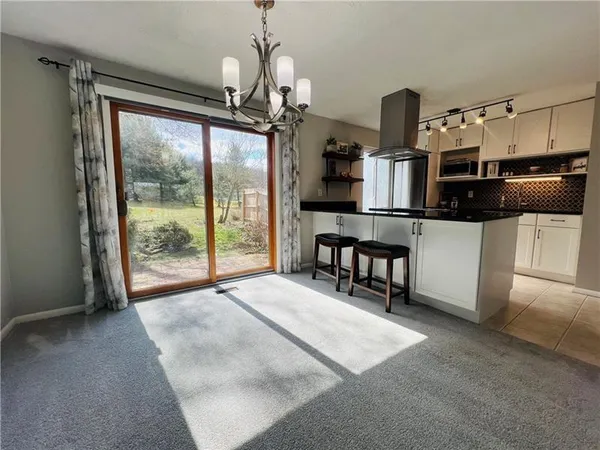 $2,100 | 405 Parkwood Drive, Cranberry Township, PA 16066