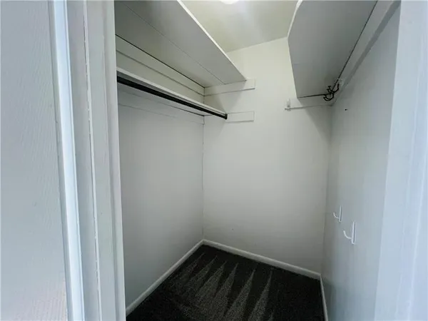 $2,100 | 405 Parkwood Drive, Cranberry Township, PA 16066