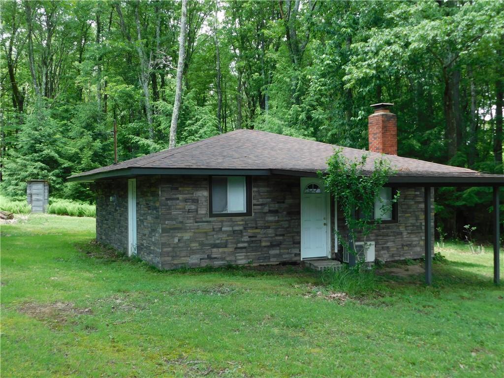 367 Pike School Road Markleysburg, PA 15459 - Photo 3 of 16 front view of a house with a yard