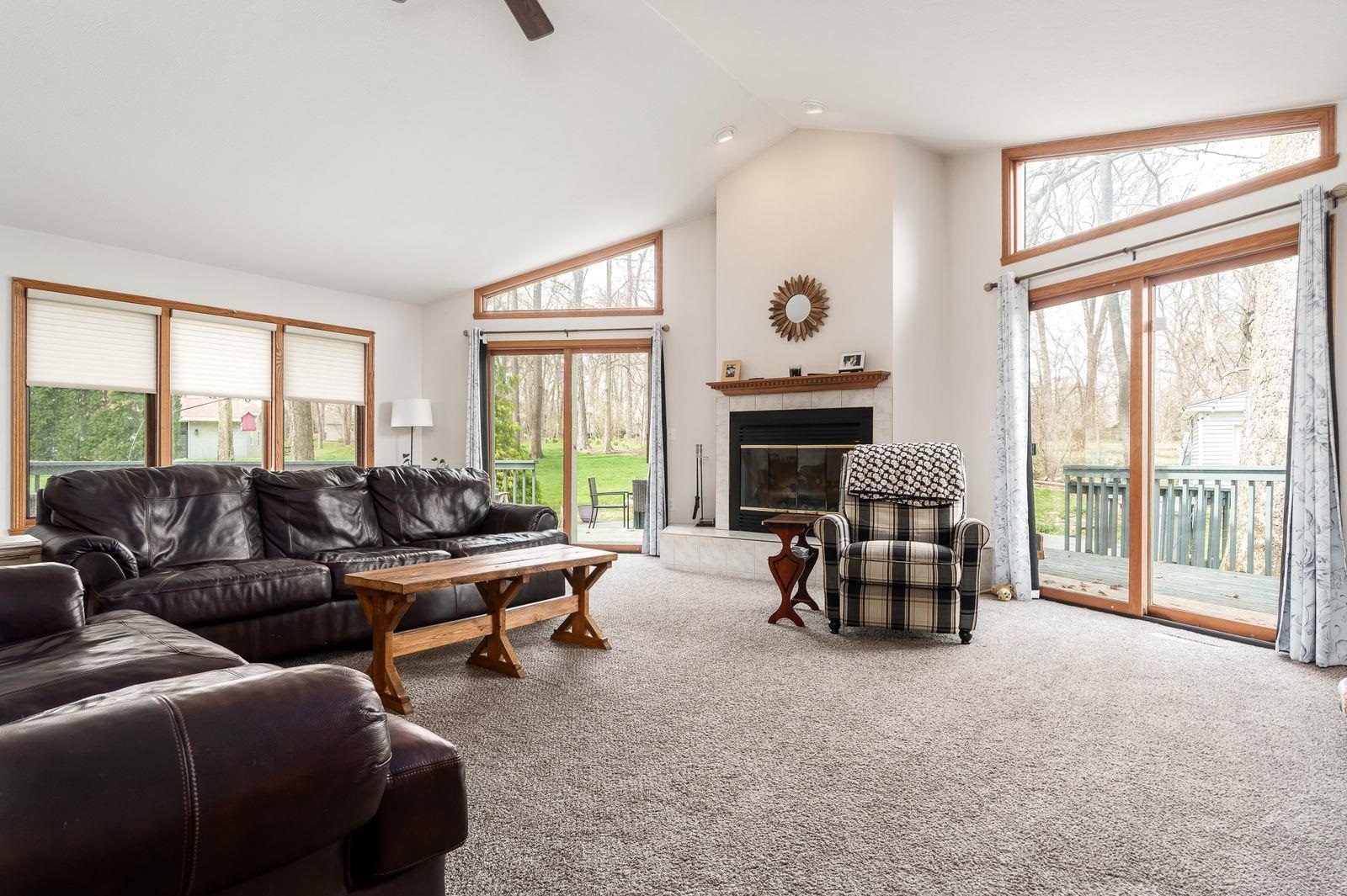 2085 Lake Summerset Road Davis, IL 61019 - Photo 10 of 46