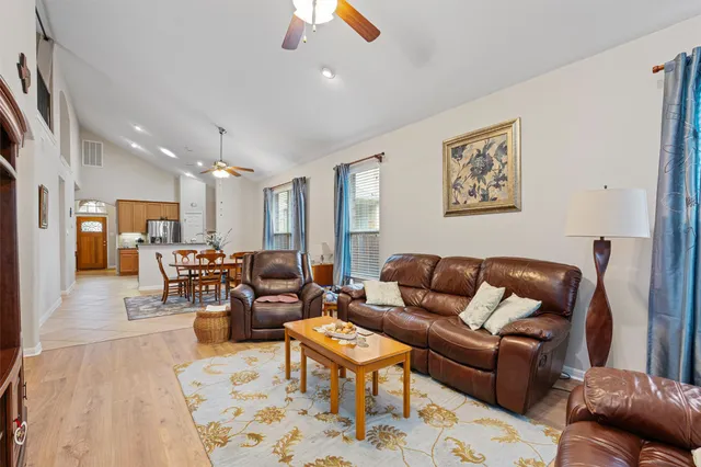 $550,000 | 11605 Harpster Bend, Austin, TX 78717