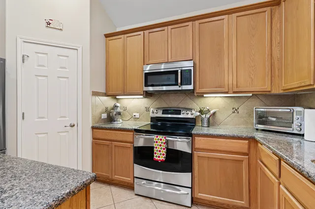 $550,000 | 11605 Harpster Bend, Austin, TX 78717