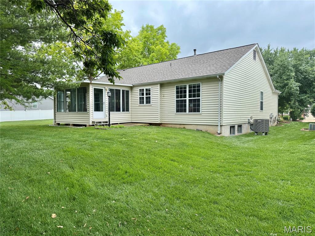633 Lind Road St. Louis, MO 63125 - Photo 3 of 3