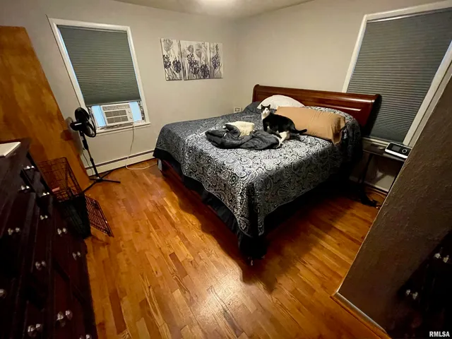 $200,000 | 180 Regent Street, Lincoln, IL 62656