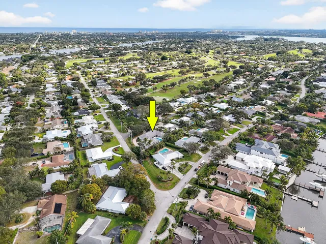 $1,450,000 | 285 Golfview Drive, Tequesta, FL 33469