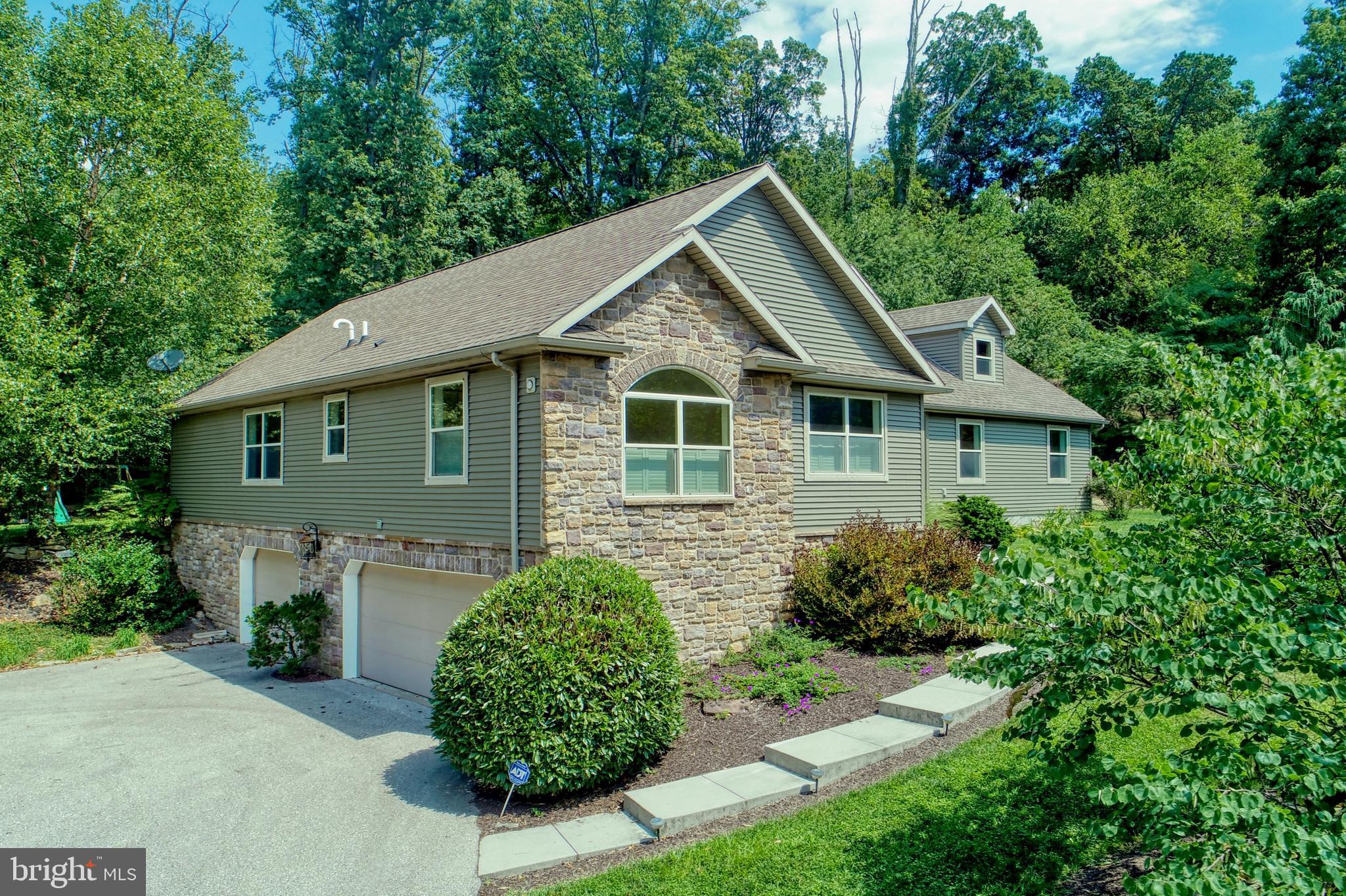 1819 Ridgewood Road York, PA 17406 - Photo 3 of 40 Gallery Image 3