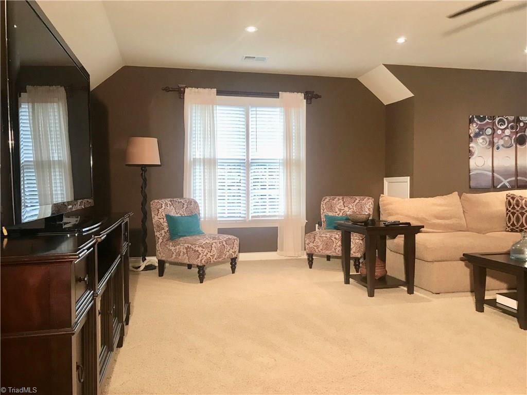 1405 Wenchelsa Road Greensboro, NC 27410 - Photo 22 of 30 Gallery Image 22