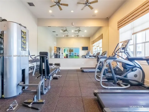 $6,300 | 10560 Northwest 69th Terrace, Unit 10560, Doral, FL 33178