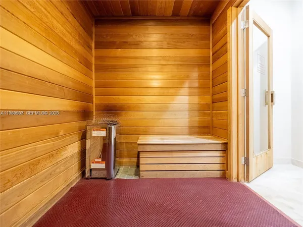 $6,300 | 10560 Northwest 69th Terrace, Unit 10560, Doral, FL 33178