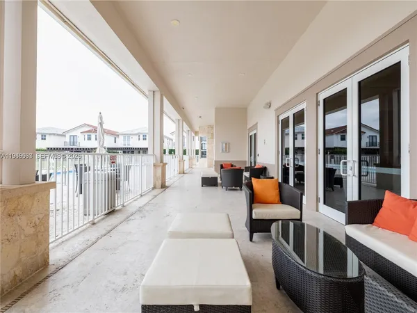 $6,300 | 10560 Northwest 69th Terrace, Unit 10560, Doral, FL 33178