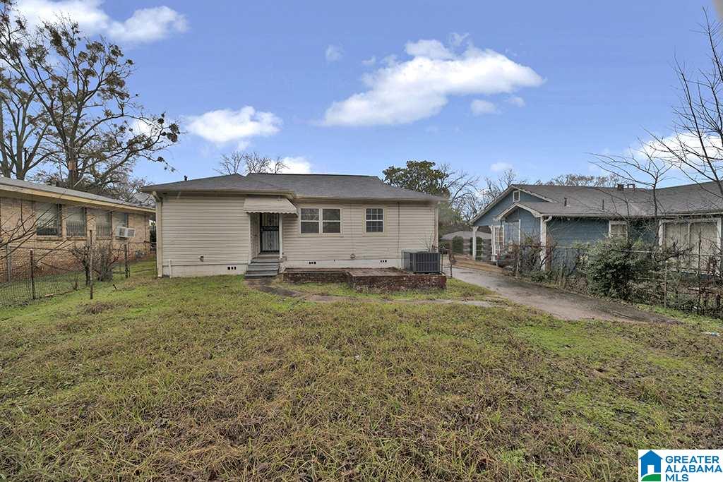 1228 19th Street Southwest Birmingham, AL 35211 - Photo 3 of 19