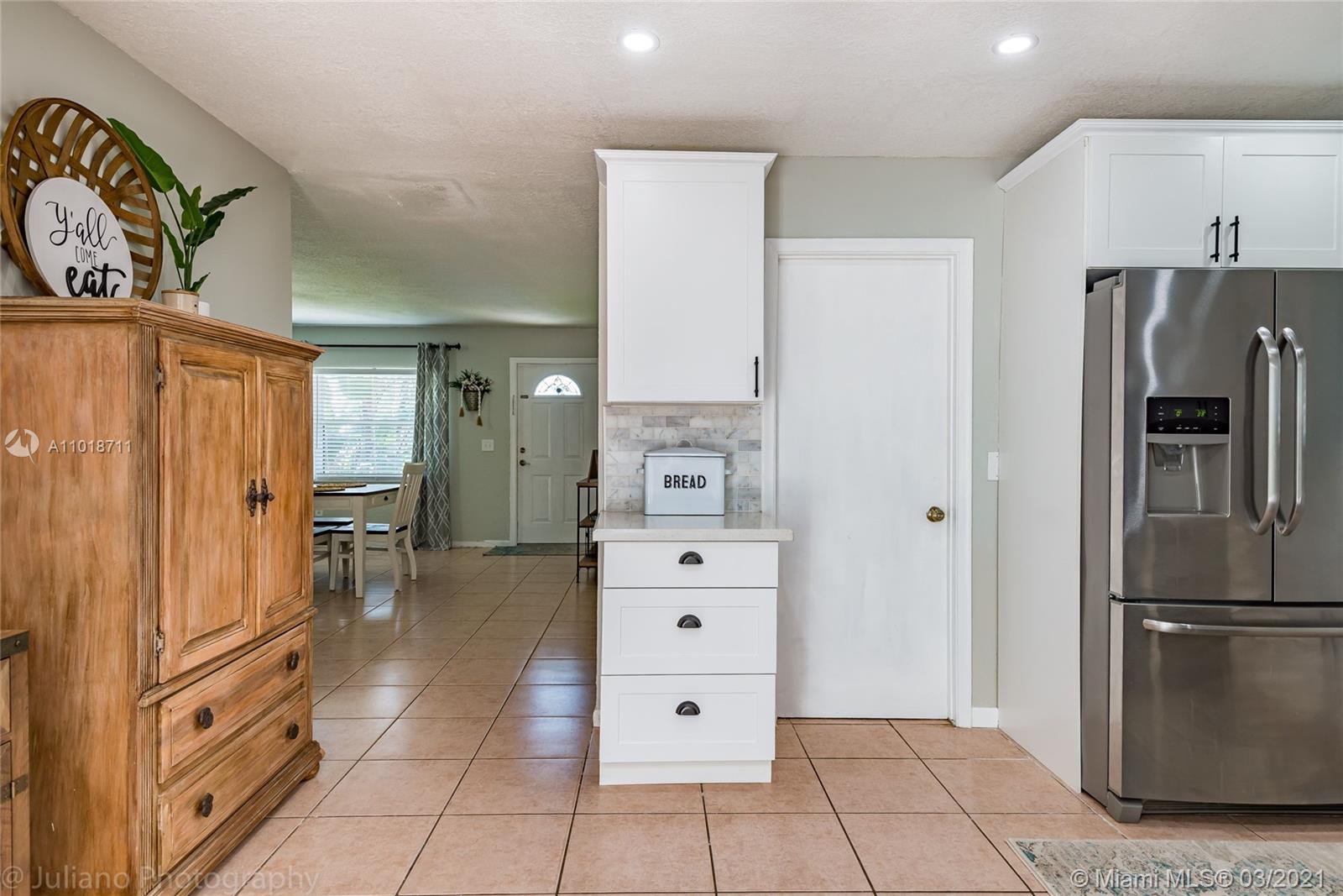 10685 Eland Street Boca Raton, FL 33428 - Photo 9 of 25