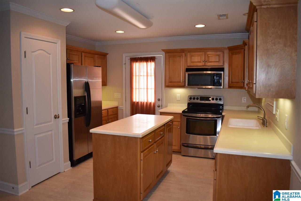 73 Foxley Road Anniston, AL 36205 - Photo 4 of 24