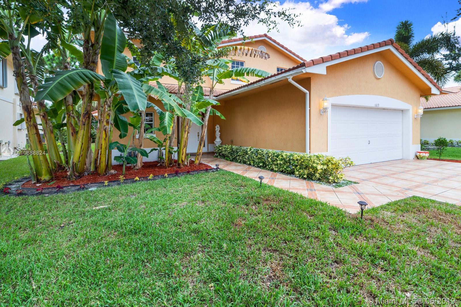 River Bridge Greenacres, FL 33413 - Photo 3 of 30