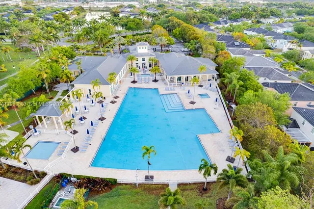 $2,300 | 2733 Northeast 3rd Court, Unit 105, Homestead, FL 33033