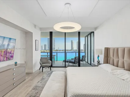 $3,200,000 | 5500 Island Estates Drive, Unit 606N, Aventura, FL 33160