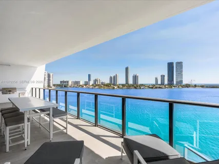 $3,200,000 | 5500 Island Estates Drive, Unit 606N, Aventura, FL 33160