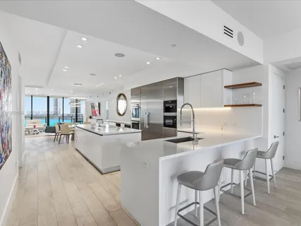 $3,200,000 | 5500 Island Estates Drive, Unit 606N, Aventura, FL 33160