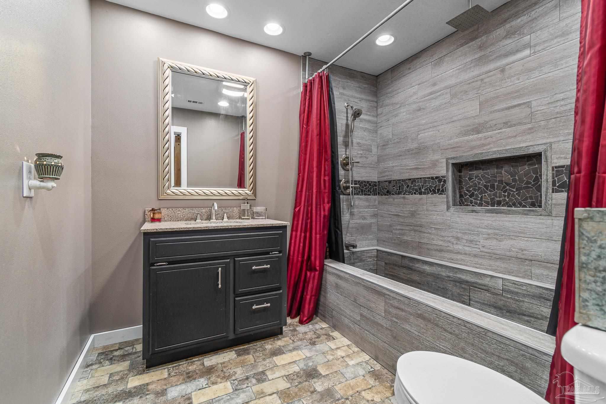 7024 Heath Road Milton, FL 32570 - Photo 23 of 50 Gallery Image 23