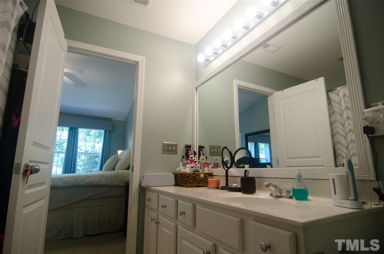 7866 Spungold Street Raleigh, NC 27617 - Photo 17 of 24 Gallery Image 17