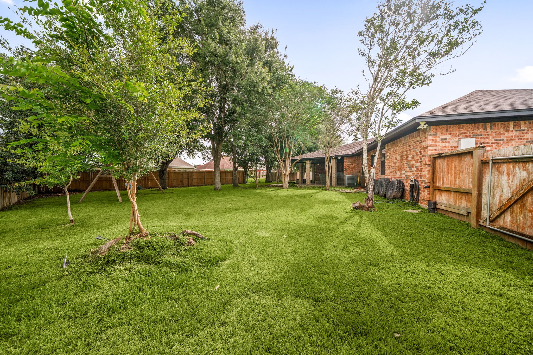 208 Tracy Street Angleton, TX 77515 - Photo 31 of 48