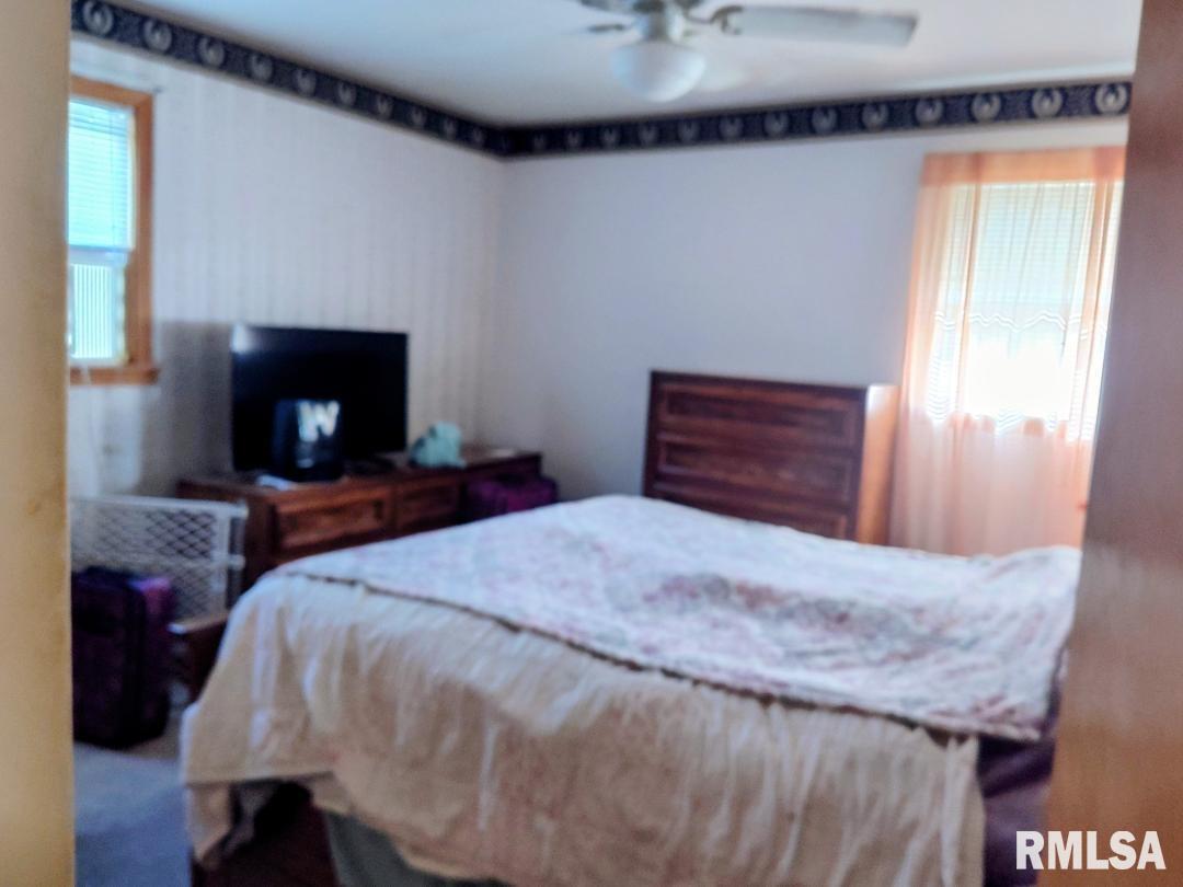 2134 West Lawrence Avenue Springfield, IL 62704 - Photo 6 of 11