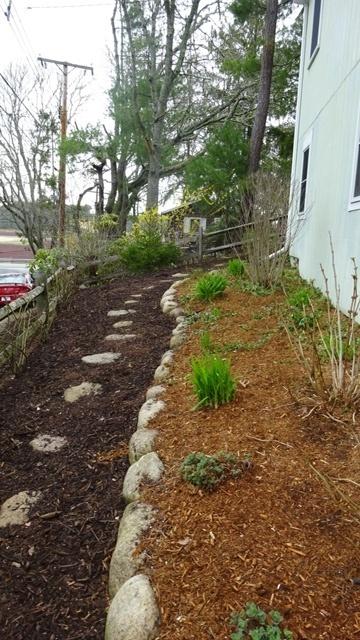 27 Hideaway Road, Unit G Buzzards Bay, MA 02532 - Photo 25 of 34 a pathway of a yard