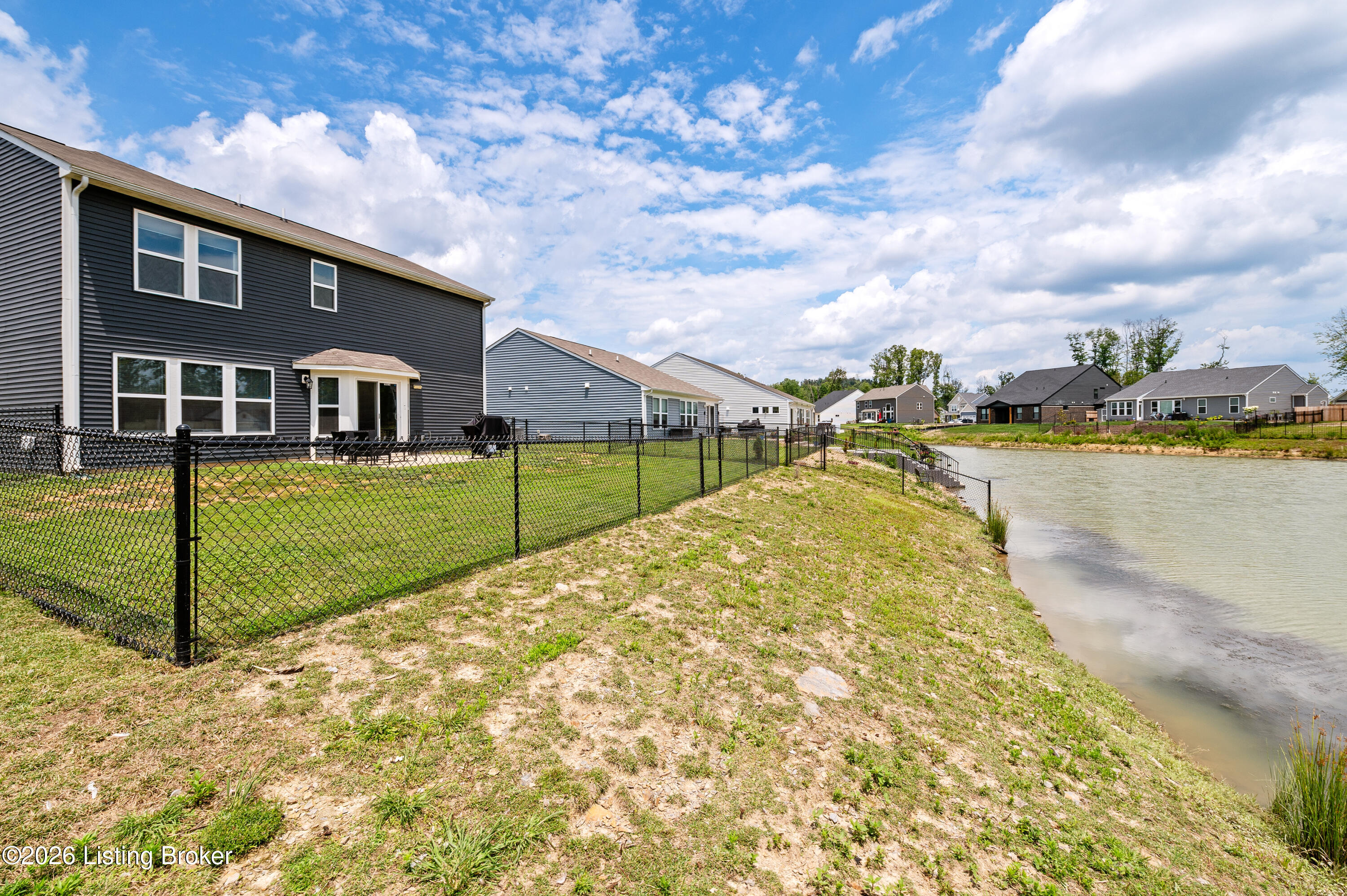 172 Rising Sun Court Shepherdsville, KY 40165 - Photo 49 of 54 172RisingSunCt-50