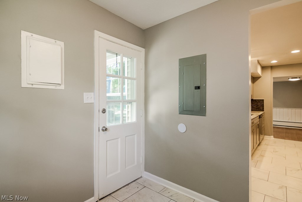 16809 Holbrook Road Cleveland, OH 44120 - Photo 22 of 34