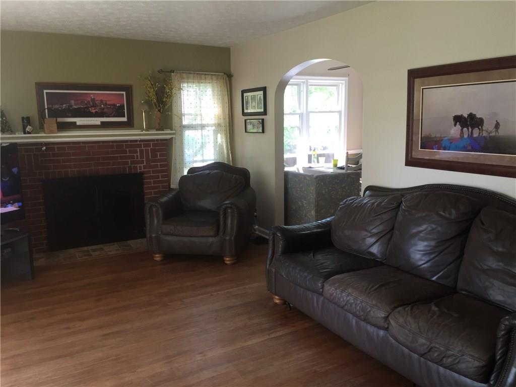 206 West Thompson Road Indianapolis, IN 46217 - Photo 3 of 16 Gallery Image 3
