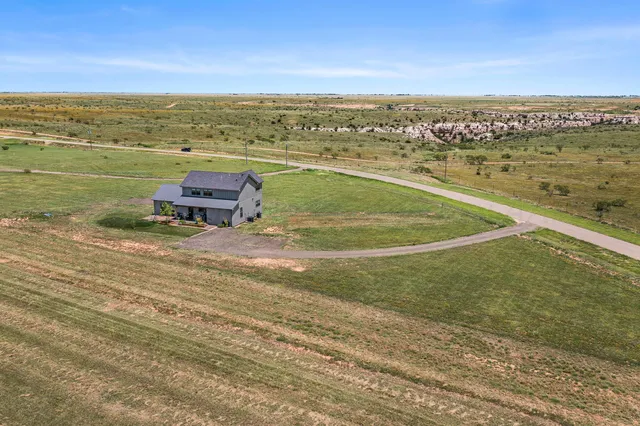 $450,000 | 13200 Wild Horse Trail, Amarillo, TX 79118