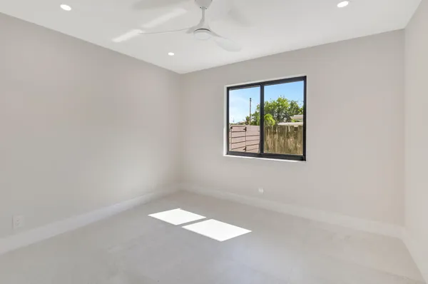 $3,400 | 2894 Florida Boulevard, Delray Beach, FL 33483