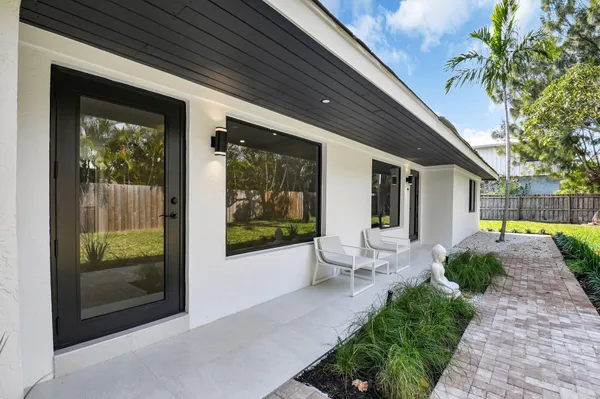 $3,400 | 2894 Florida Boulevard, Delray Beach, FL 33483