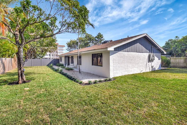 $3,400 | 2894 Florida Boulevard, Delray Beach, FL 33483