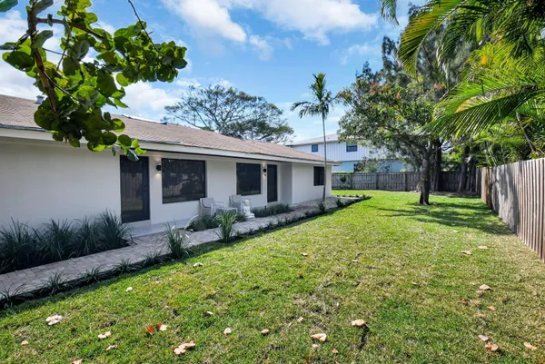 $3,400 | 2894 Florida Boulevard, Delray Beach, FL 33483