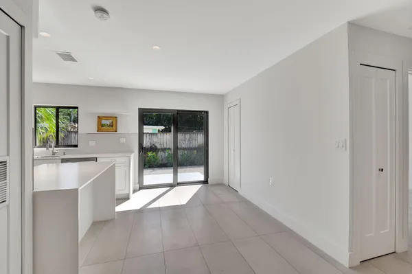 $3,400 | 2894 Florida Boulevard, Delray Beach, FL 33483