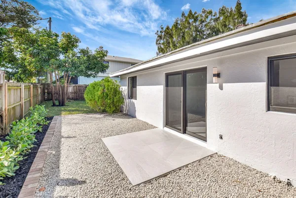 $3,400 | 2894 Florida Boulevard, Delray Beach, FL 33483