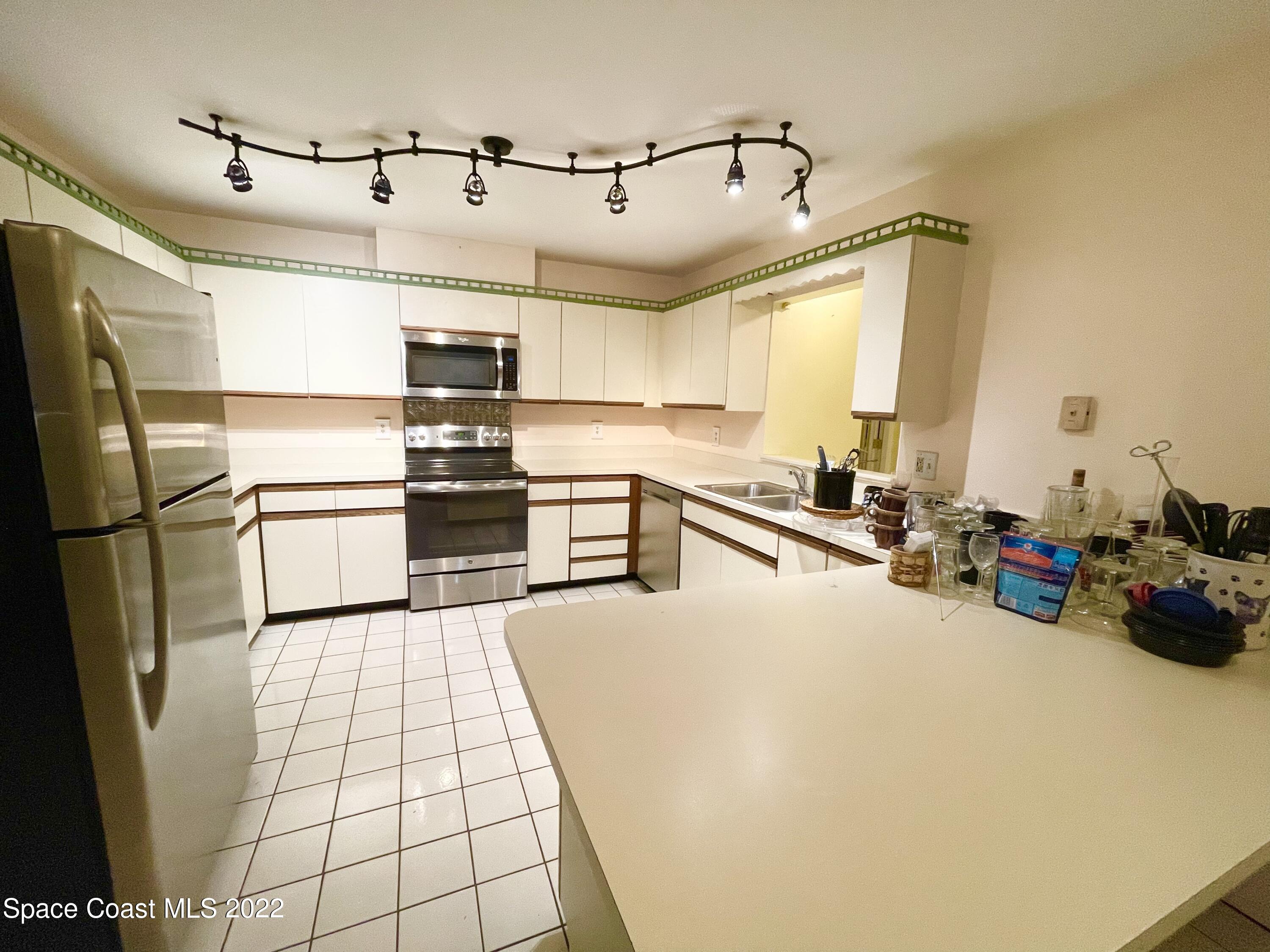 655 Roseland Road Sebastian, FL 32958 - Photo 13 of 27 33FBC48D-CFD5-4C56-8056-4BA8B338ED3C