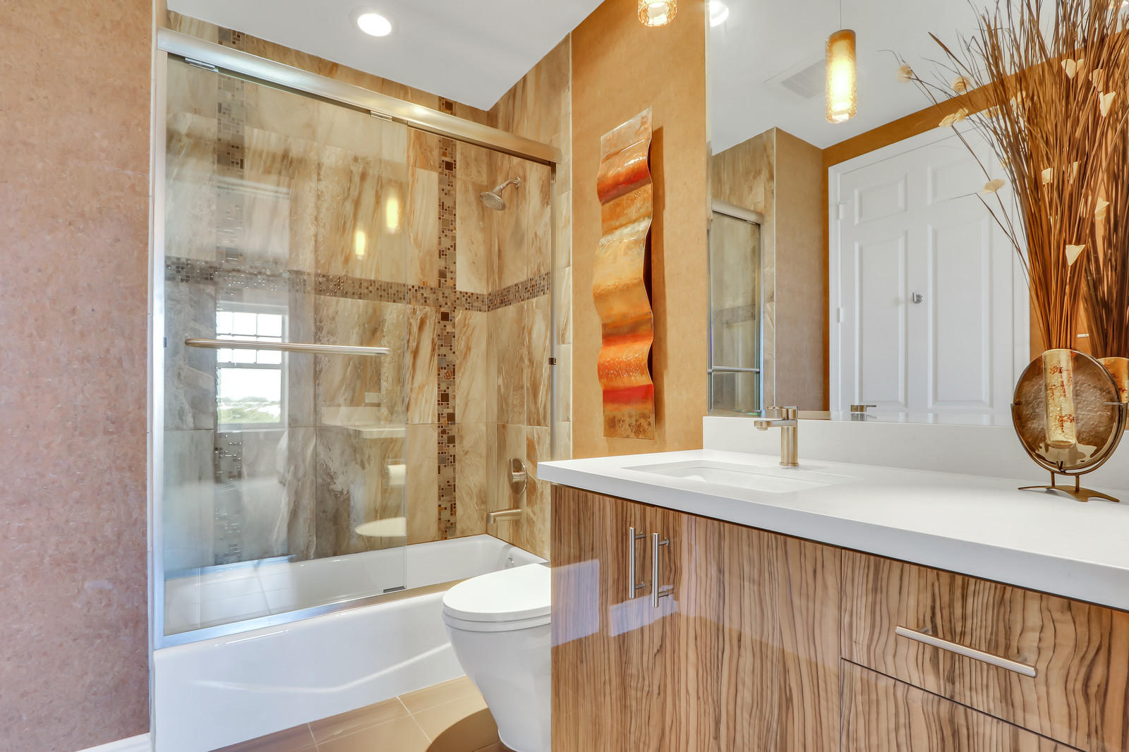 500 Highway 1, Unit 602 Jupiter, FL 33477 - Photo 33 of 61 Guest Suite 2 Bath