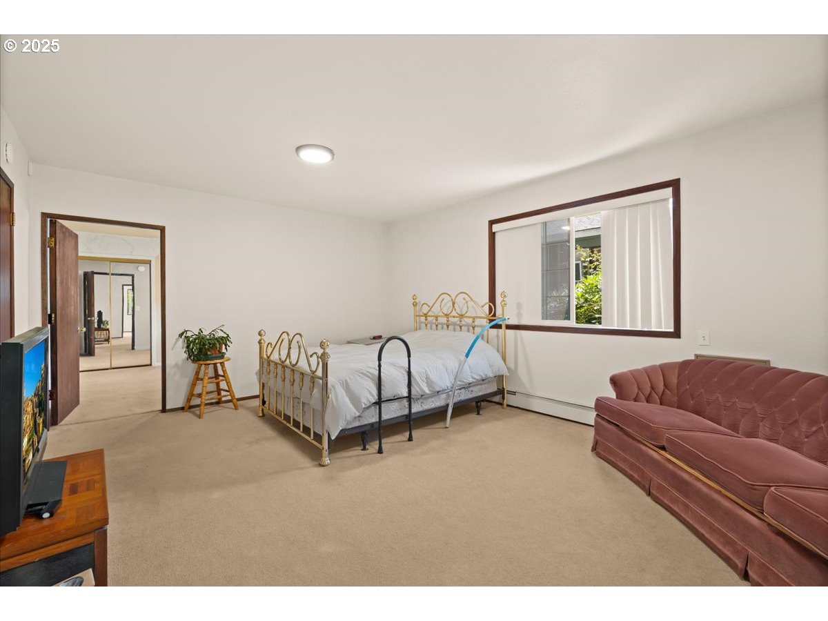 1611 Camino Drive Forest Grove, OR 97116 - Photo 12 of 24