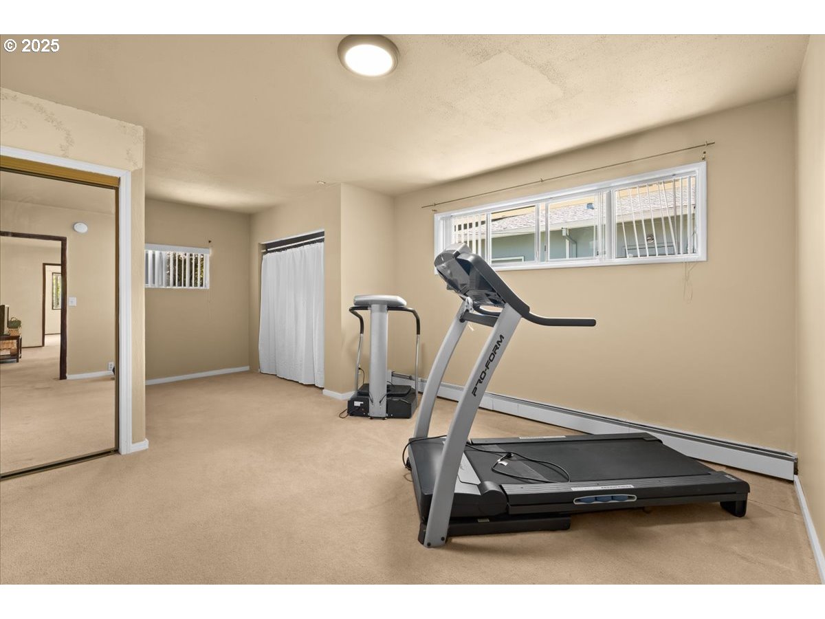 1611 Camino Drive Forest Grove, OR 97116 - Photo 14 of 24