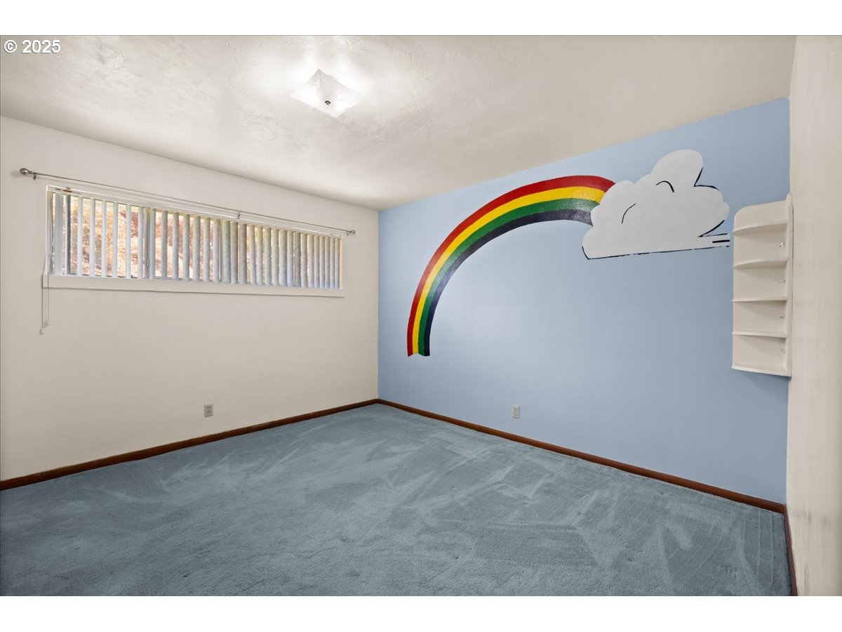 1611 Camino Drive Forest Grove, OR 97116 - Photo 16 of 24