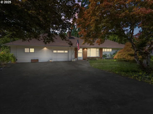 $565,000 | 1611 Camino Drive, Forest Grove, OR 97116