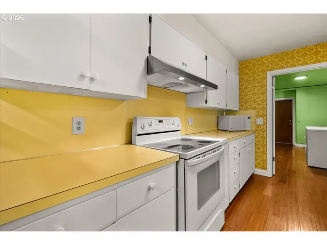 $565,000 | 1611 Camino Drive, Forest Grove, OR 97116