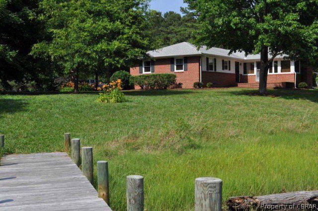 499 Pocahontas Road Kilmarnock, VA 22482 - Photo 8 of 13
