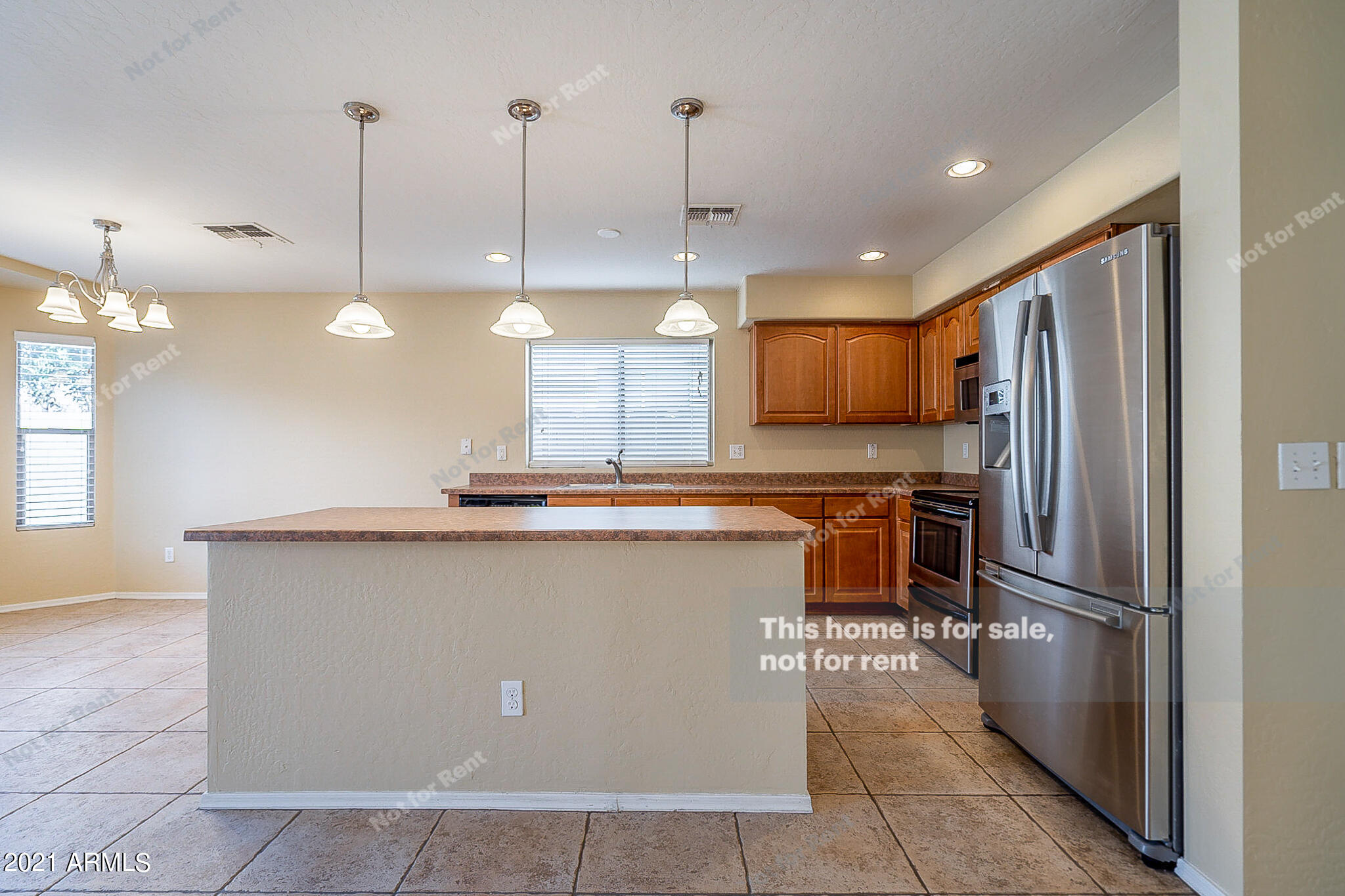 2918 West Fremont Rd. Phoenix, AZ 85041 - Photo 8 of 42 listing_5