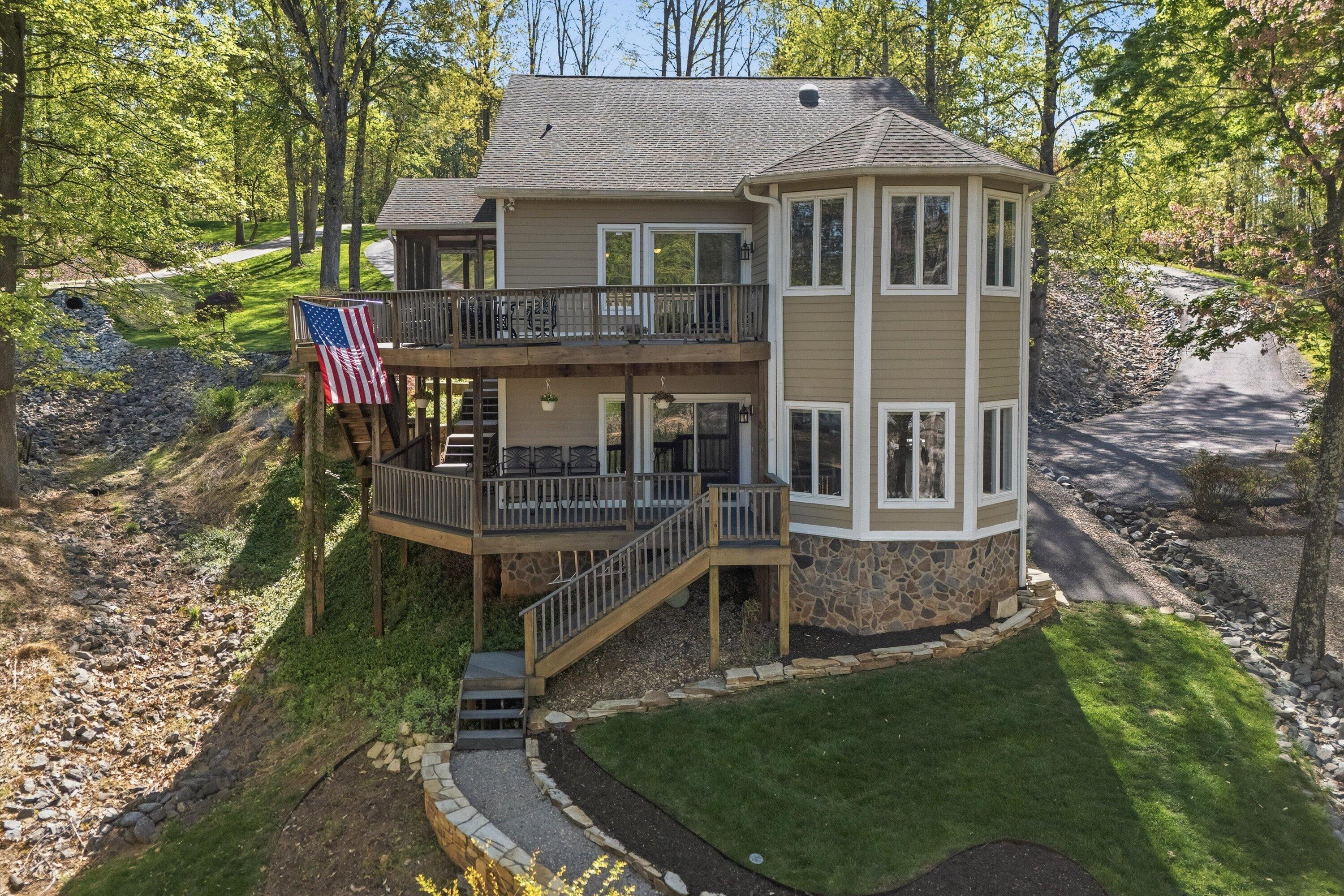 145 Channelview Drive Moneta, VA 24121 - Photo 16 of 62 02-DJI_20260410105225_0085_D