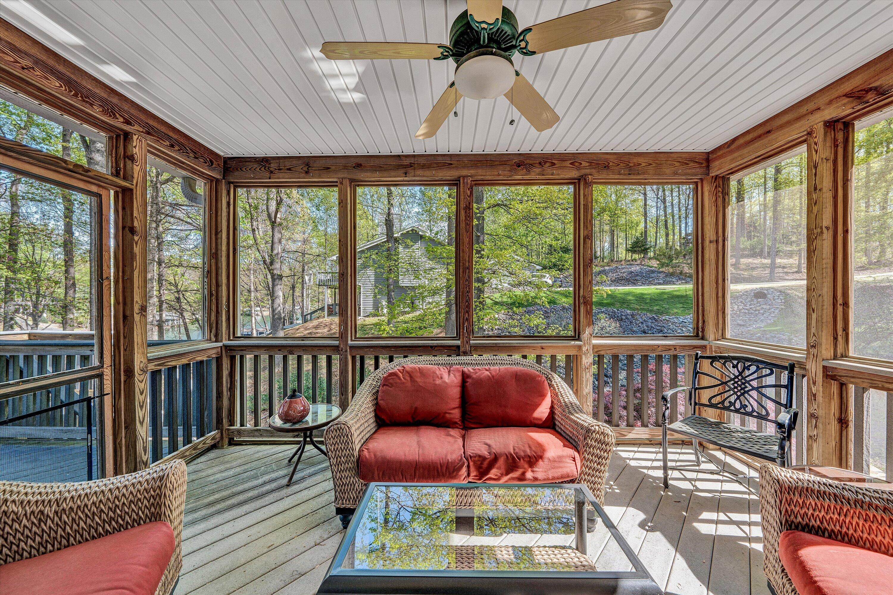 145 Channelview Drive Moneta, VA 24121 - Photo 37 of 62 22-DSC00109