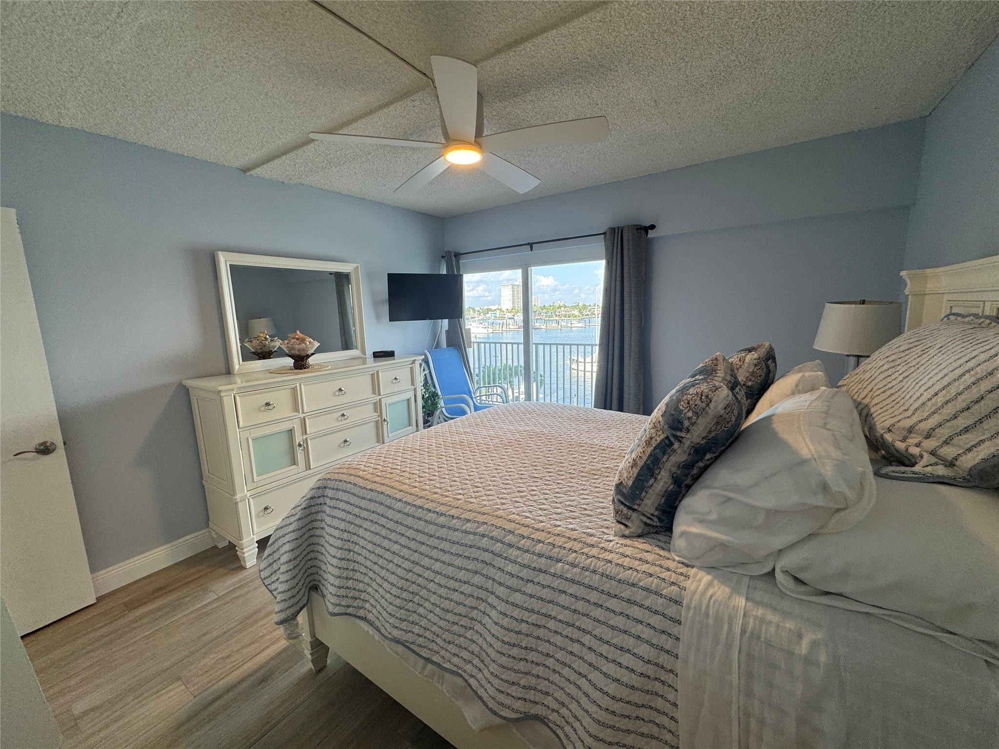 95 North Birch Road, Unit 402 Fort Lauderdale, FL 33304 - Photo 10 of 27 Photo 10