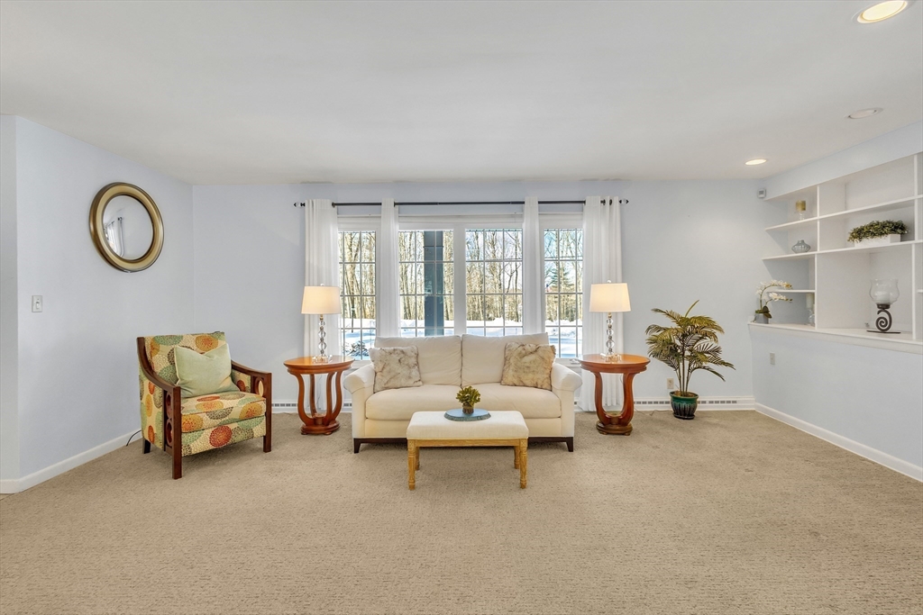 48 Parker Hill Road Gardner, MA 01440 - Photo 9 of 35 Gallery Image 9